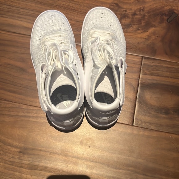 Nike Air Fly Knit Shoes - Picture 4 of 5